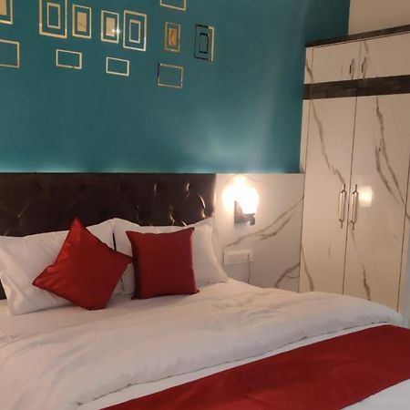 Hotel Relax Бхопал Экстерьер фото
