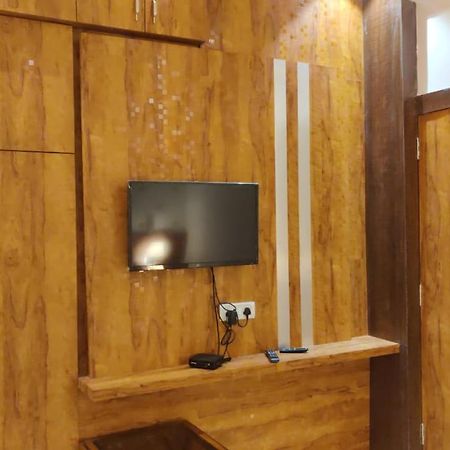 Hotel Relax Бхопал Экстерьер фото