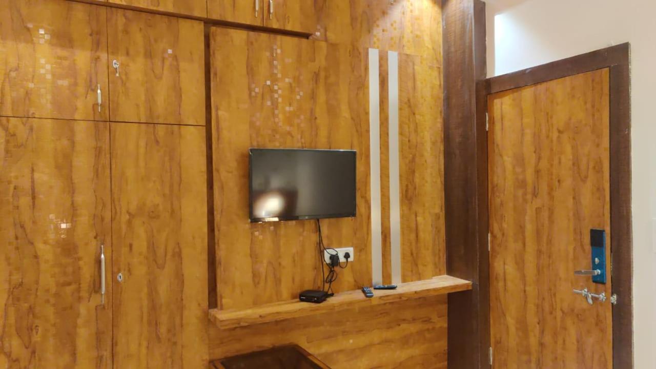 Hotel Relax Бхопал Экстерьер фото